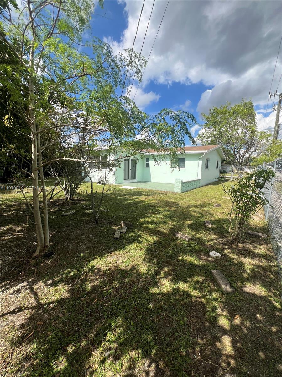 WELWYN MANOR - Residential