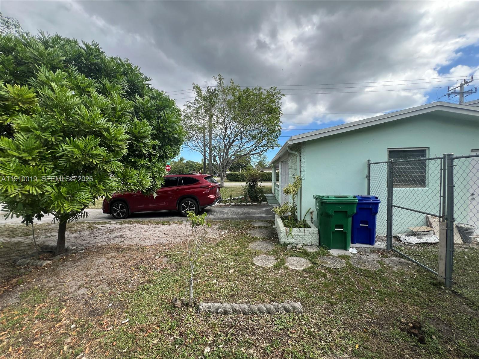 WELWYN MANOR - Residential