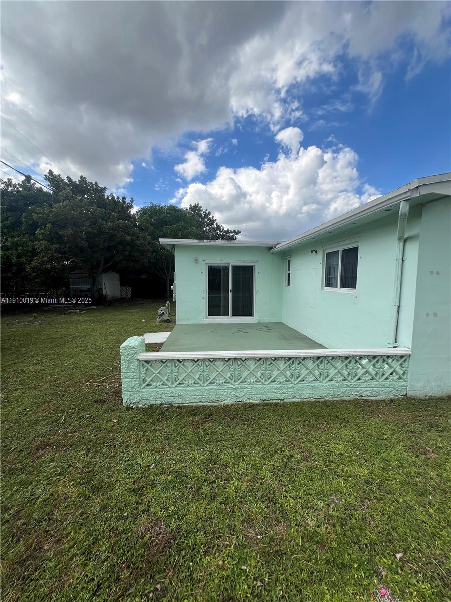 WELWYN MANOR - Residential