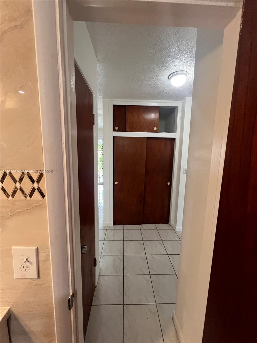 WELWYN MANOR - Residential