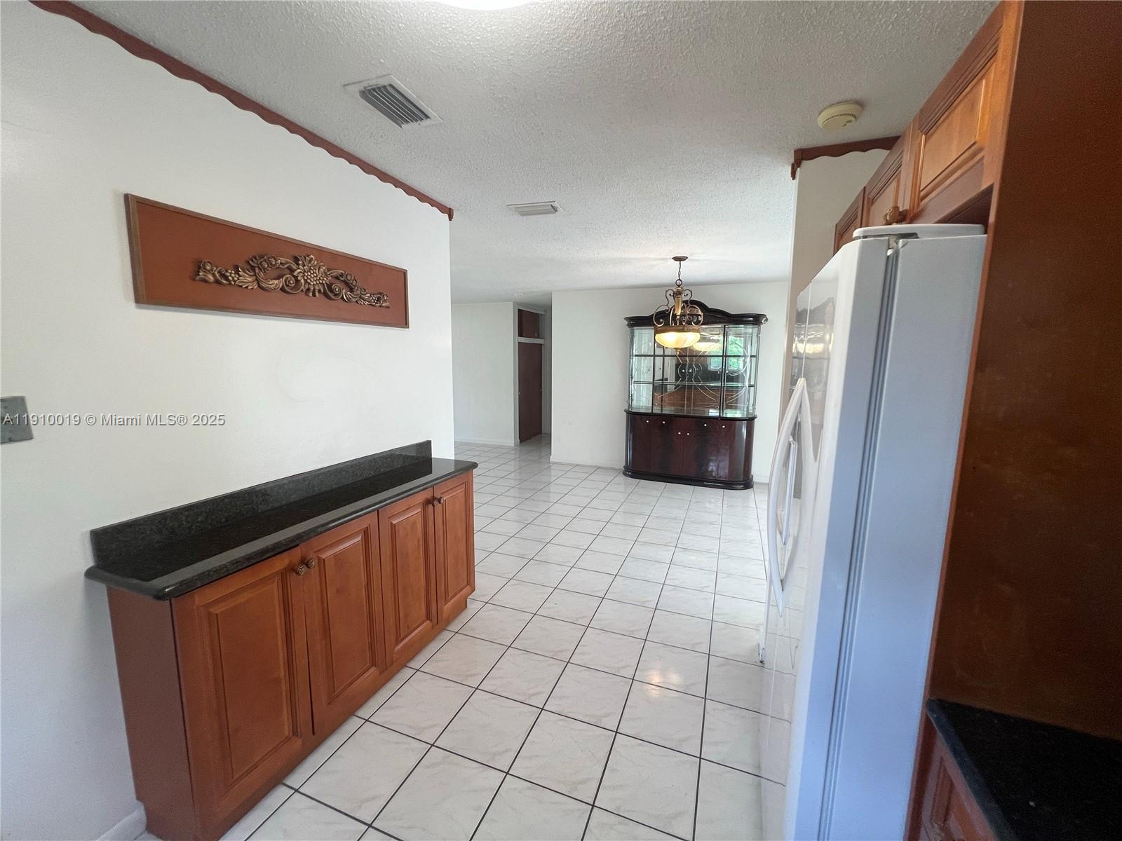 WELWYN MANOR - Residential