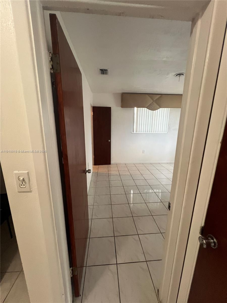 WELWYN MANOR - Residential