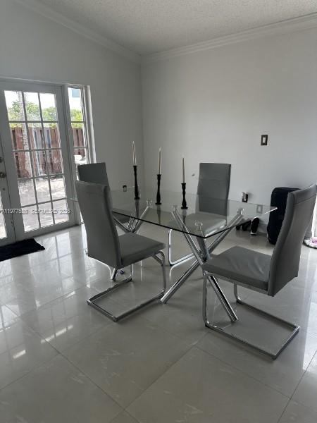 SUNSET SHORES - Residential