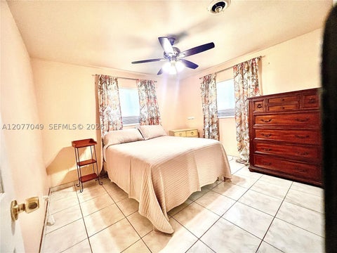 Tiny photo for 106 N 32nd Ave, Hollywood, FL 33021 (MLS # A12077049)