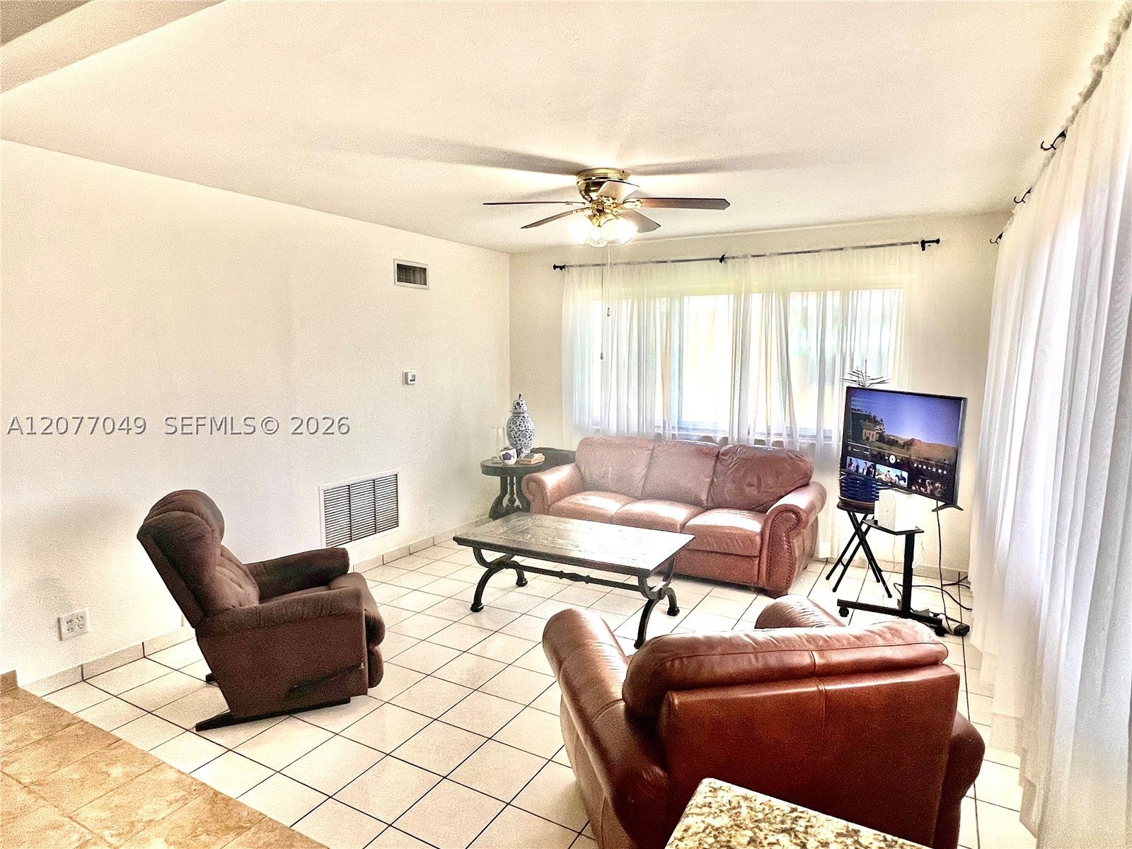 106 N 32nd Ave