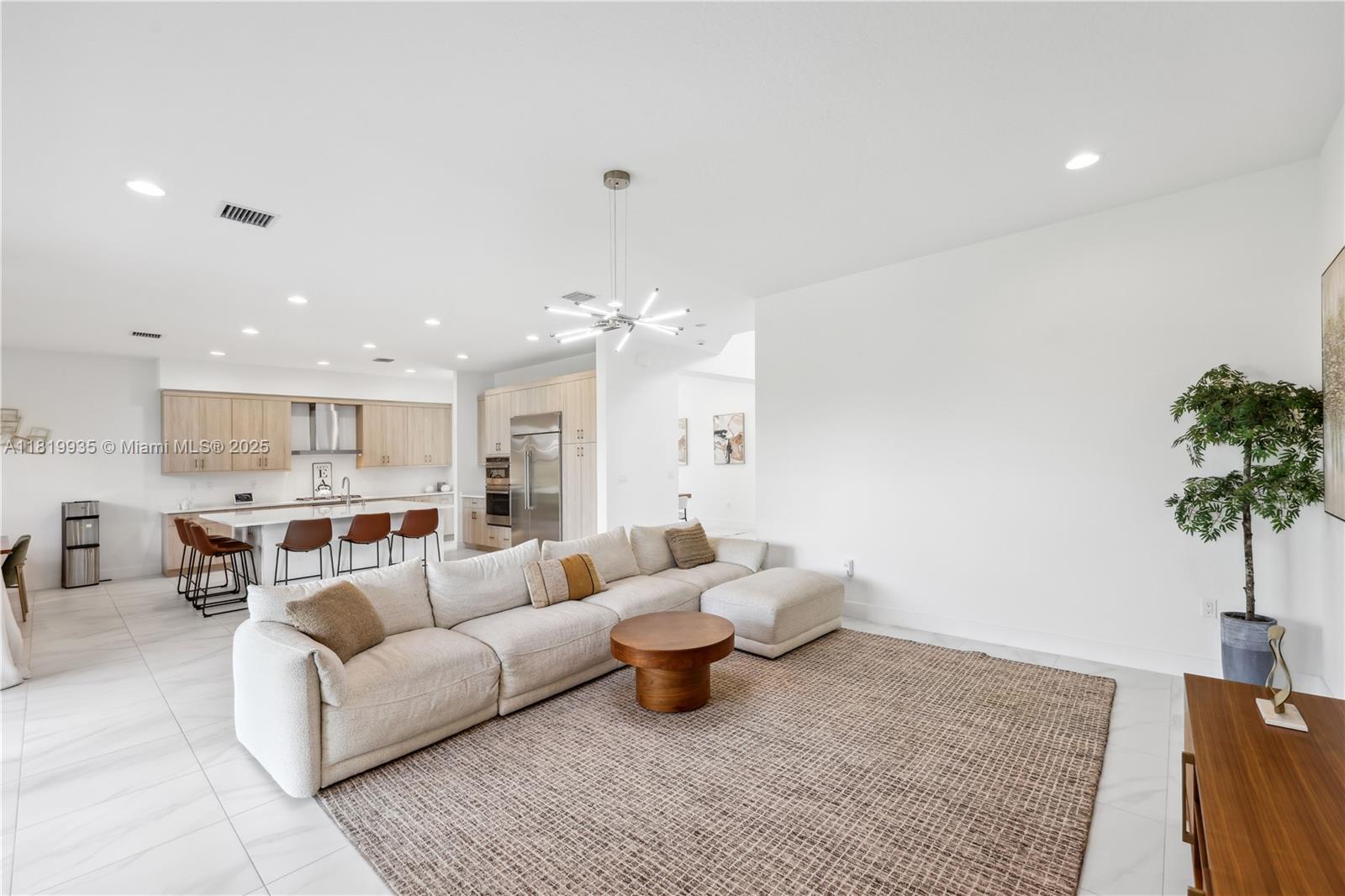 20273 Bandon Dunes Rd, Boca Raton, FL, 33434/$2,180,000 4 20273 Bandon Dunes Rd