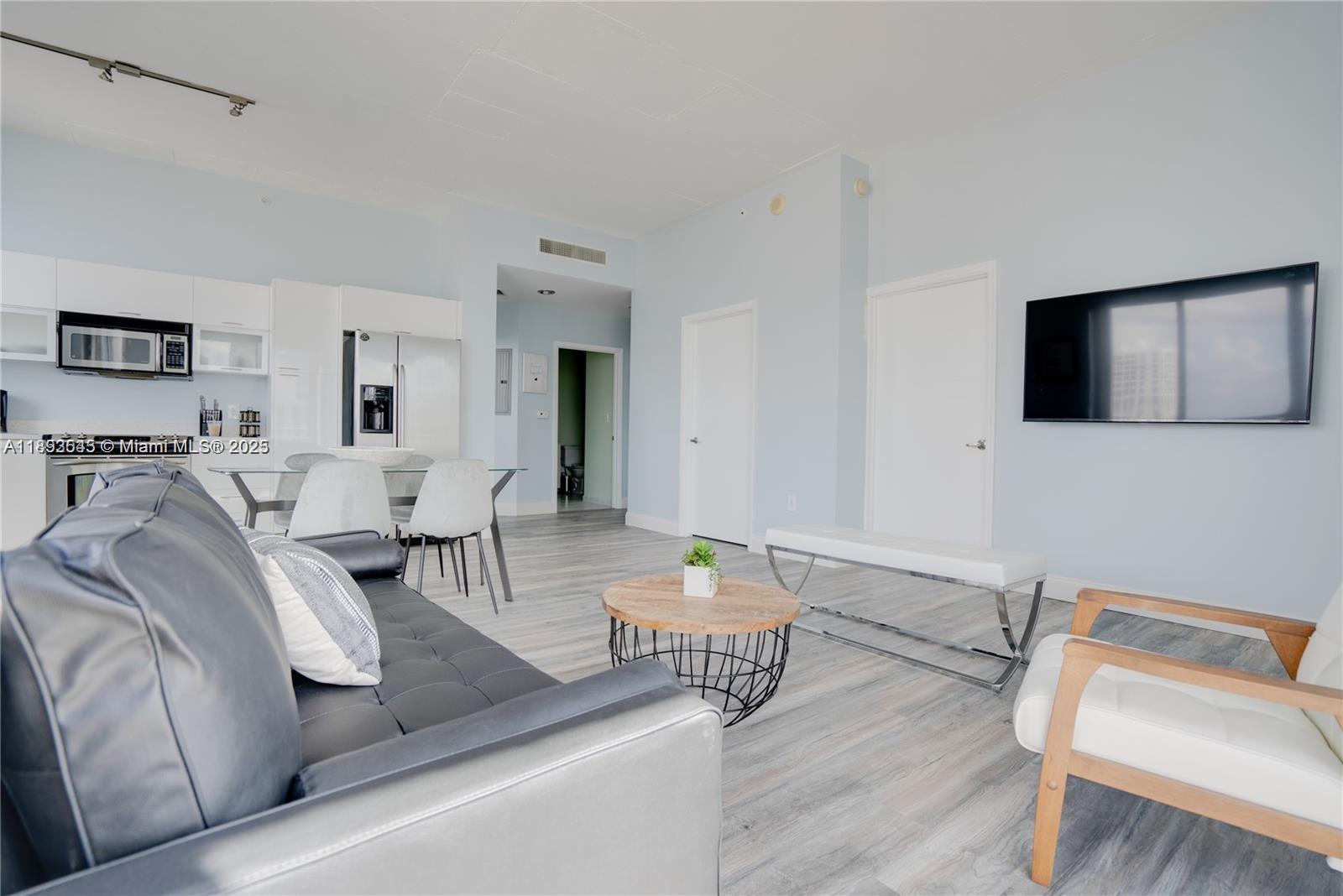 133 NE 2nd Ave 2219