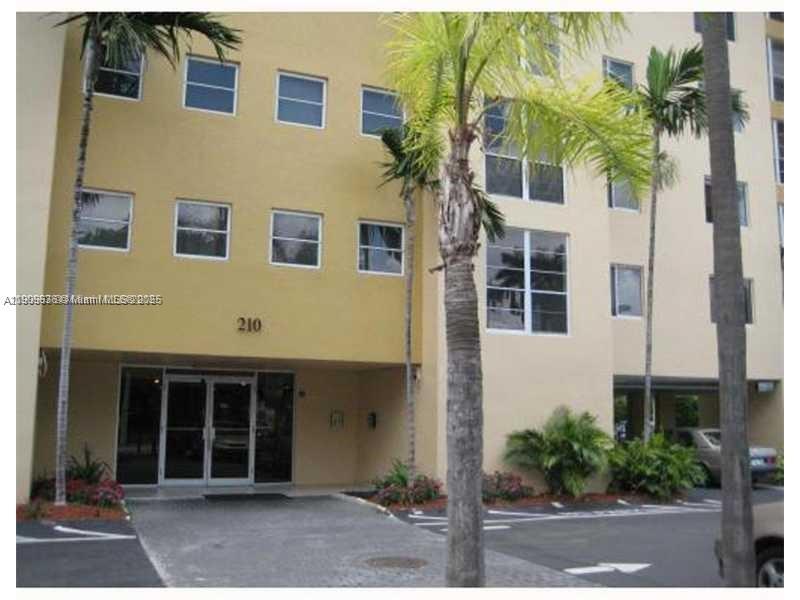 PALM GARDENS CONDO - Residential Lease