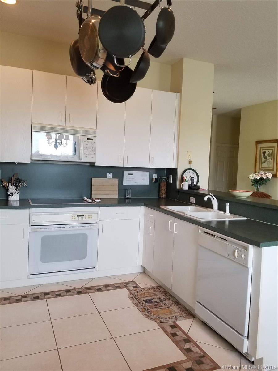 PEMBROKE SHORES-HARBORSIDE - Residential