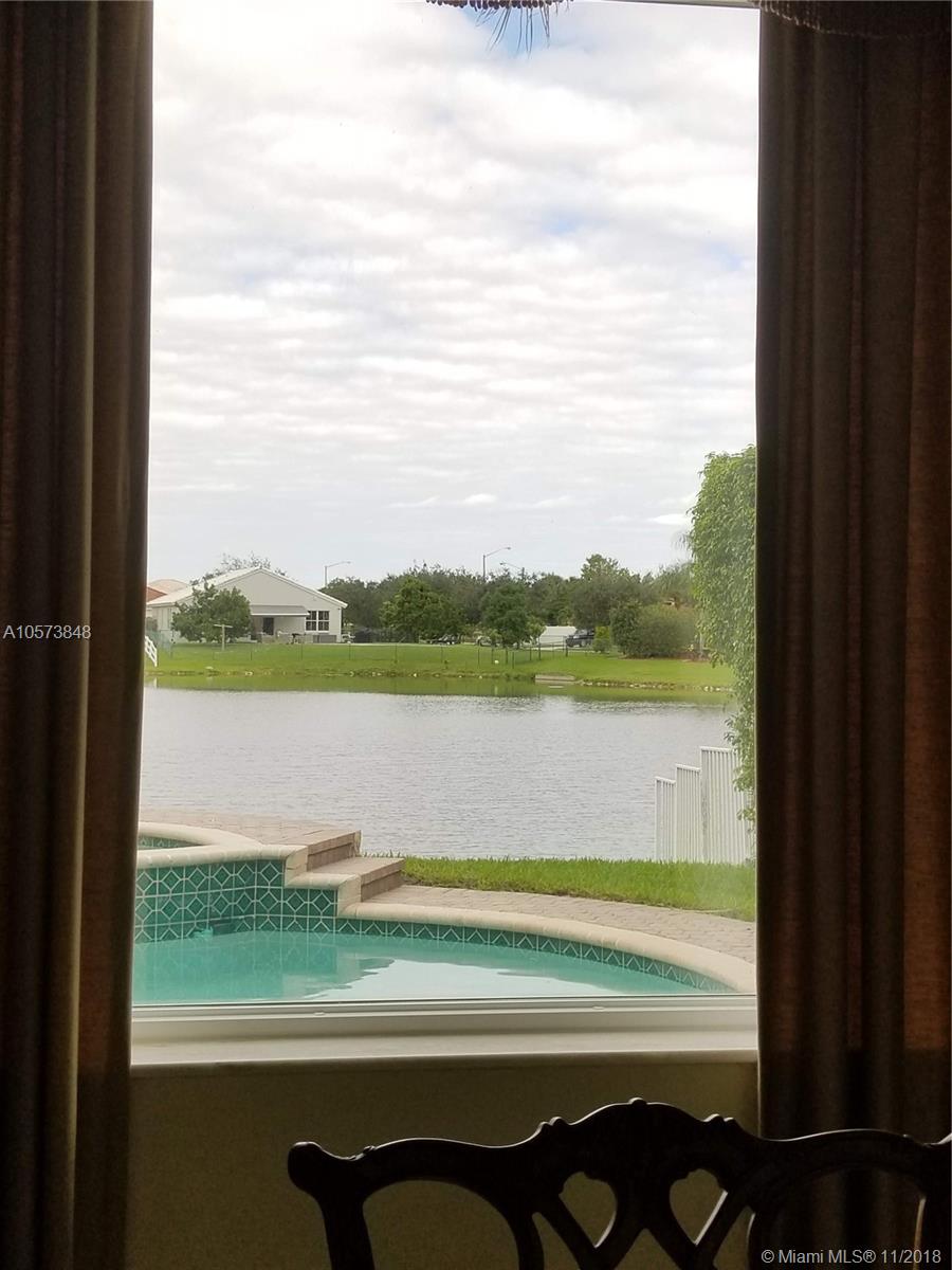 PEMBROKE SHORES-HARBORSIDE - Residential