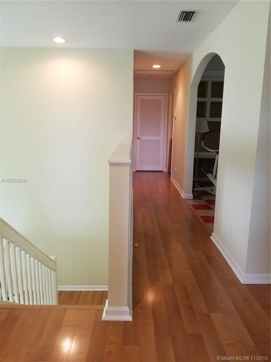 PEMBROKE SHORES-HARBORSIDE - Residential