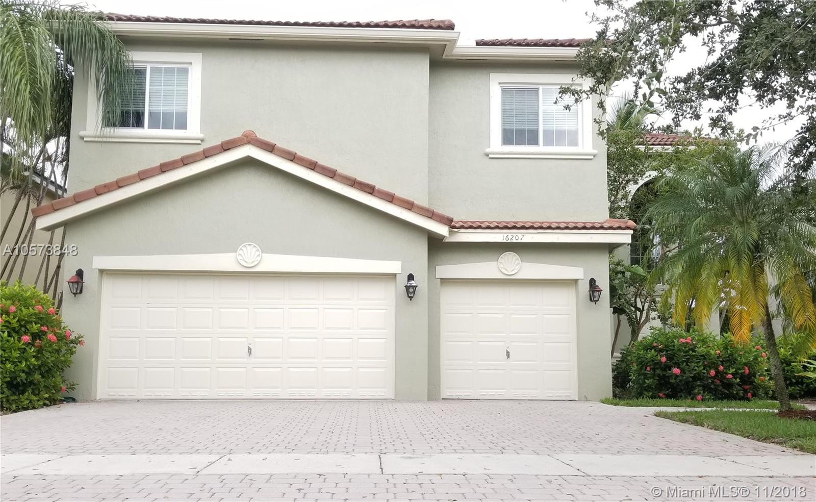 PEMBROKE SHORES-HARBORSIDE - Residential