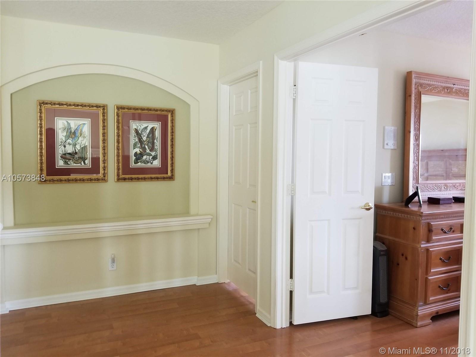 PEMBROKE SHORES-HARBORSIDE - Residential