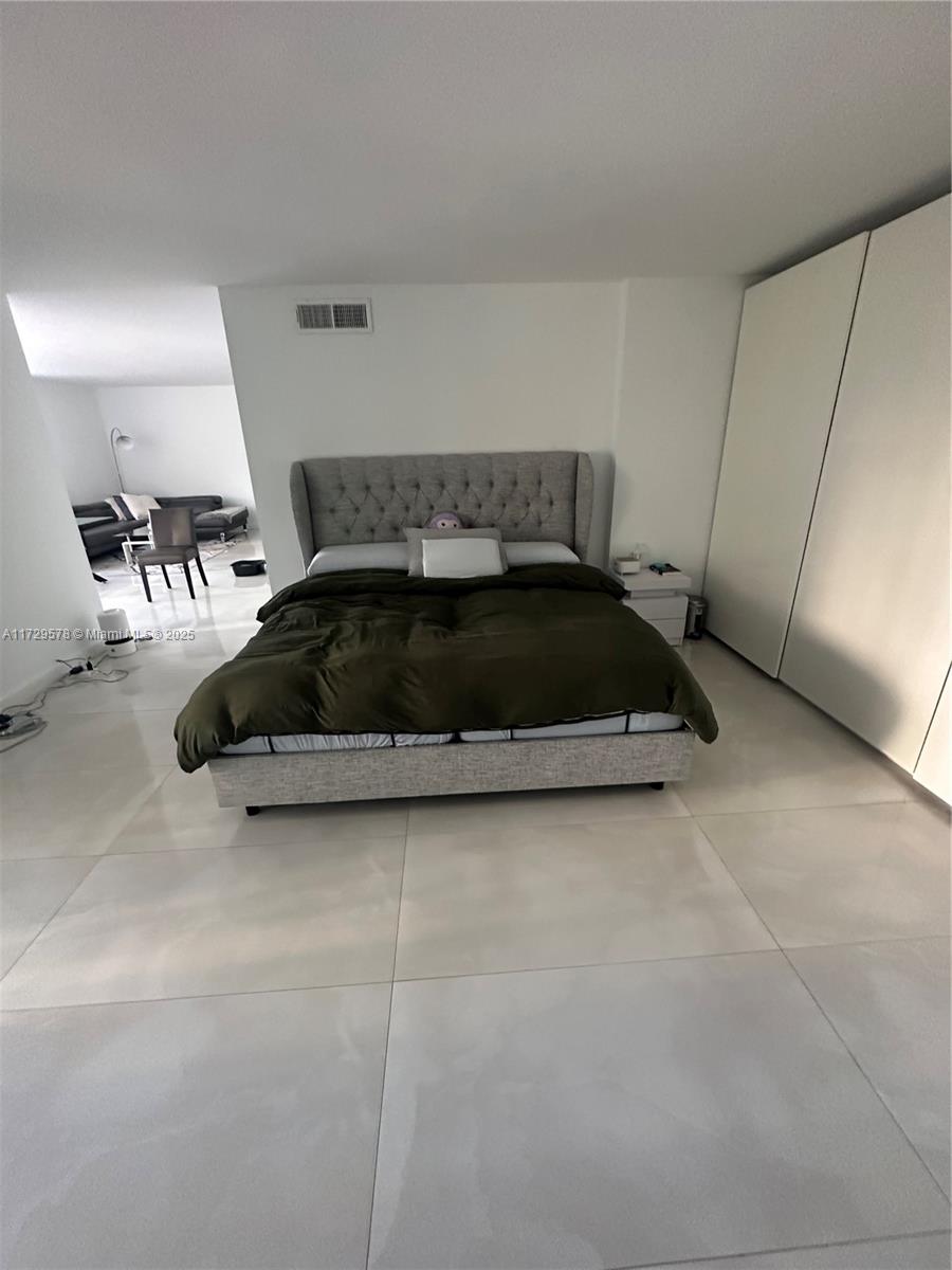 VILLA DORADA CONDO NO 1 - Residential