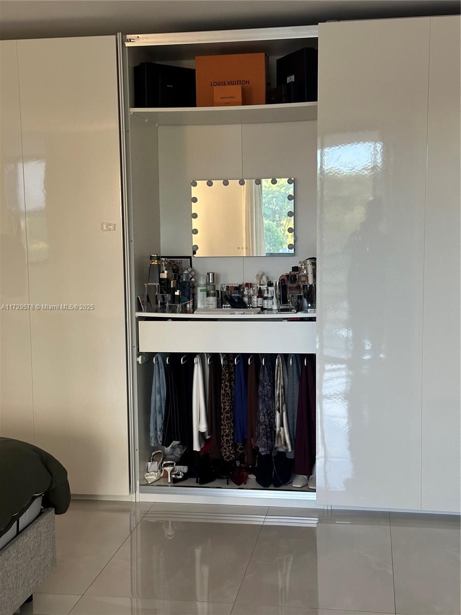 VILLA DORADA CONDO NO 1 - Residential