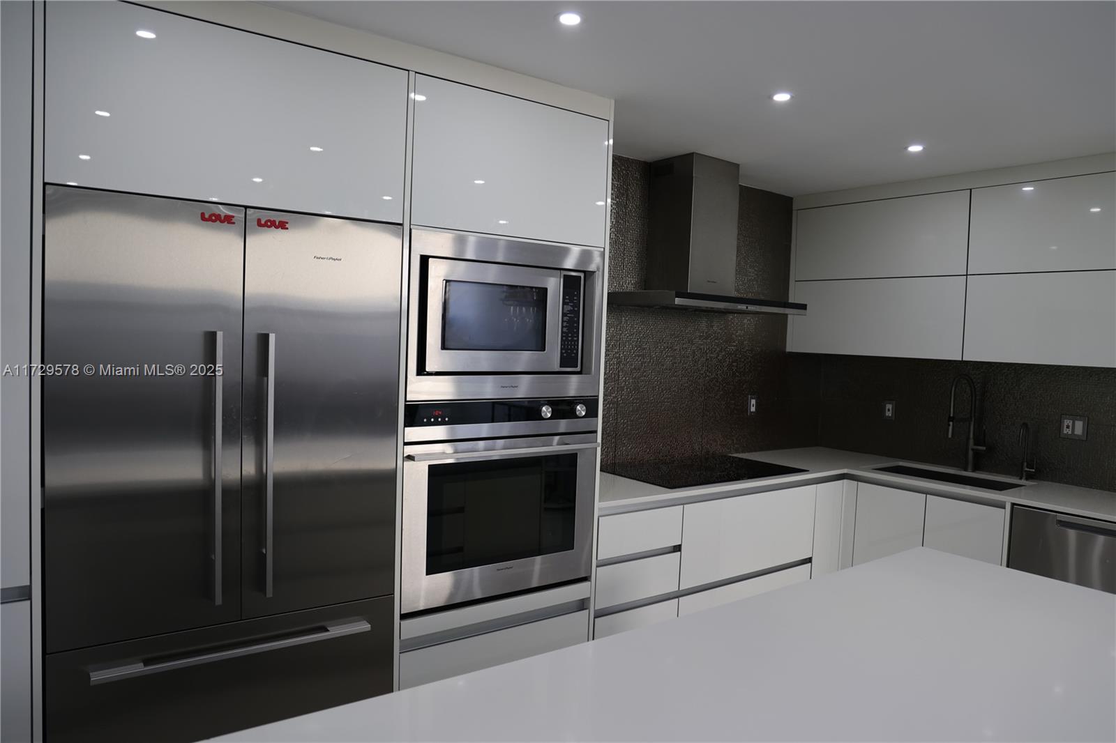 VILLA DORADA CONDO NO 1 - Residential