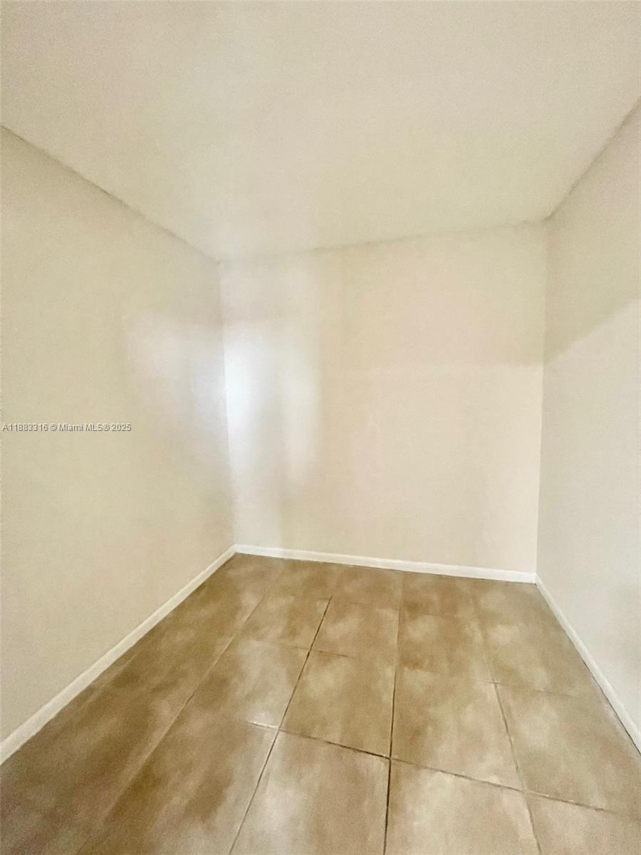 GALERIA III CONDO - Residential Lease