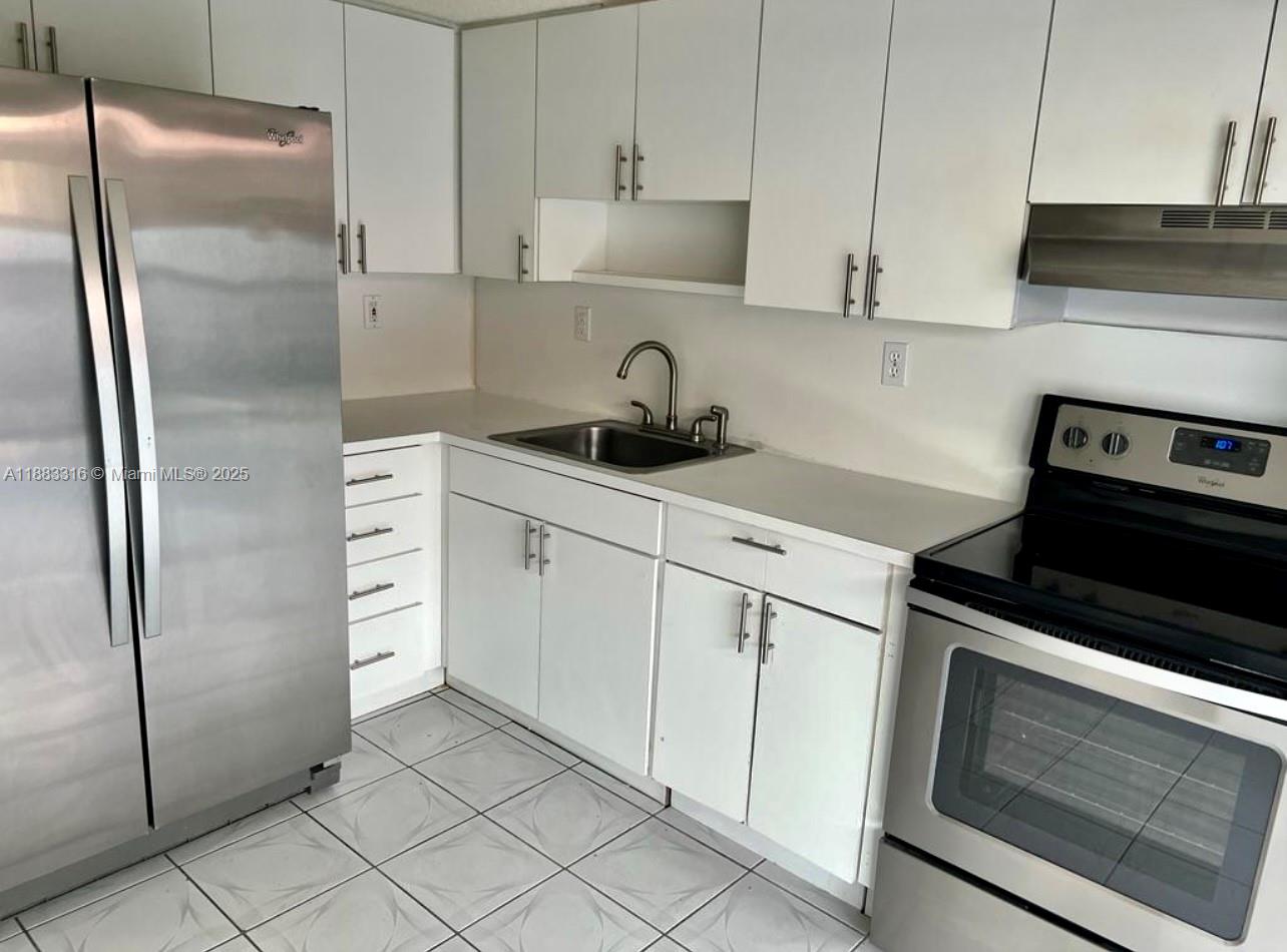 GALERIA III CONDO - Residential Lease