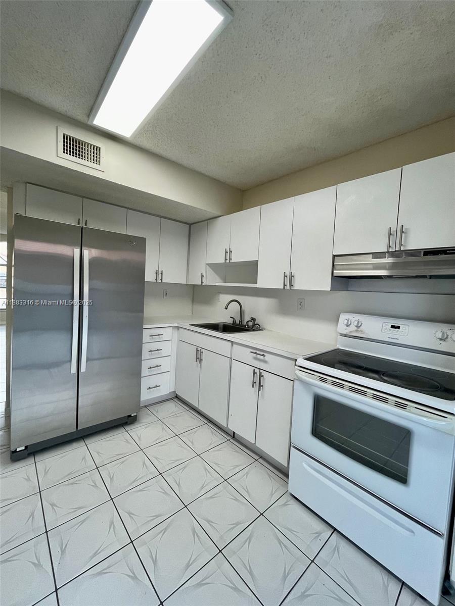 GALERIA III CONDO - Residential Lease