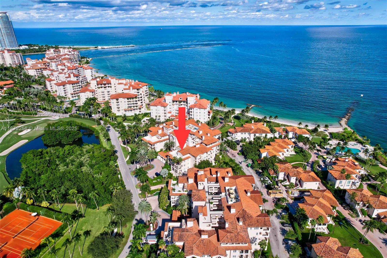 SEASIDE CONDO - Residential