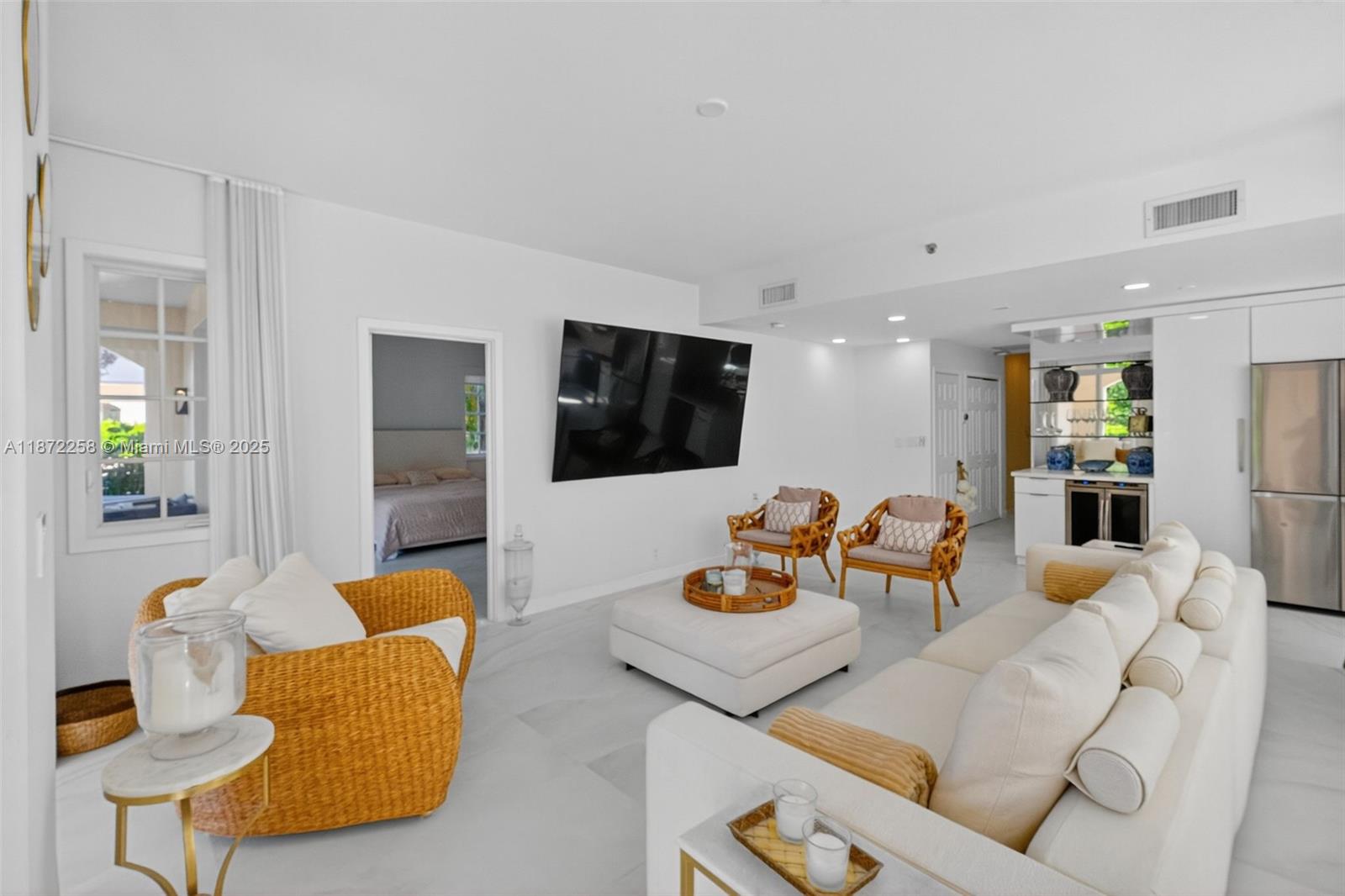 19217 Fisher Island Dr 19217