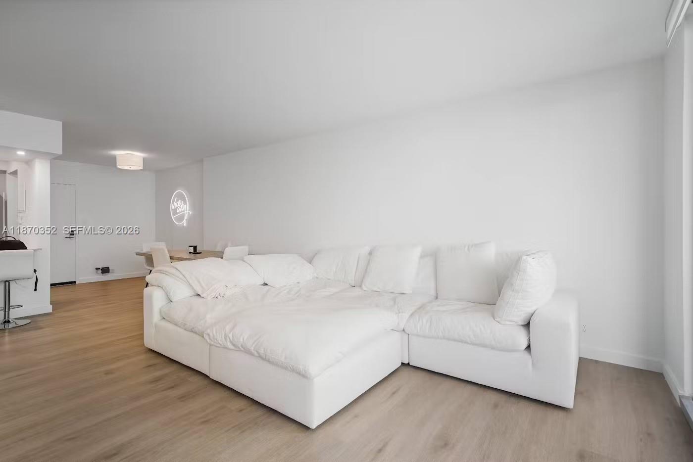 MIRADOR 1200 CONDO - Residential