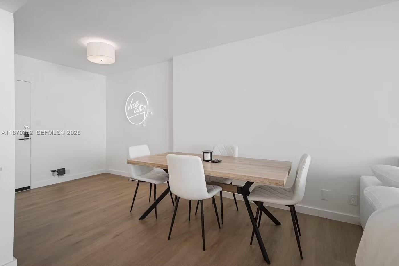 MIRADOR 1200 CONDO - Residential