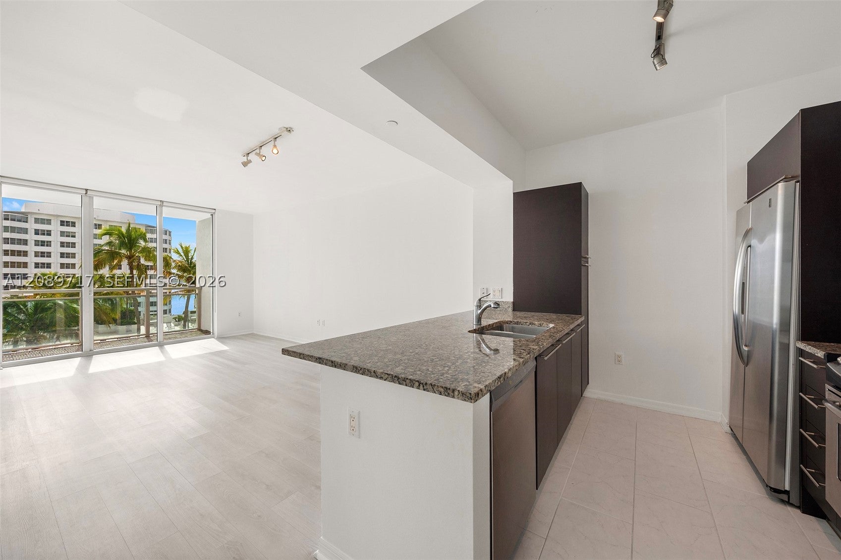 951 Brickell Ave 1202