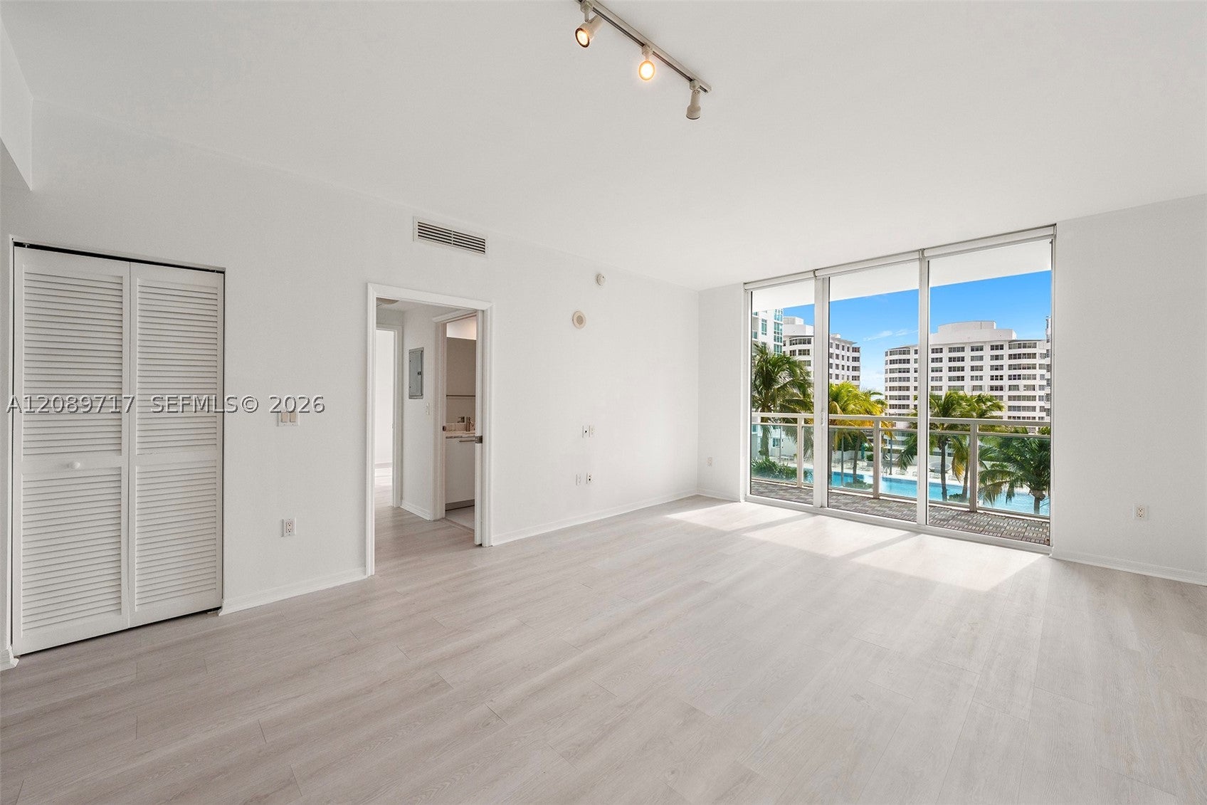 951 Brickell Ave 1202