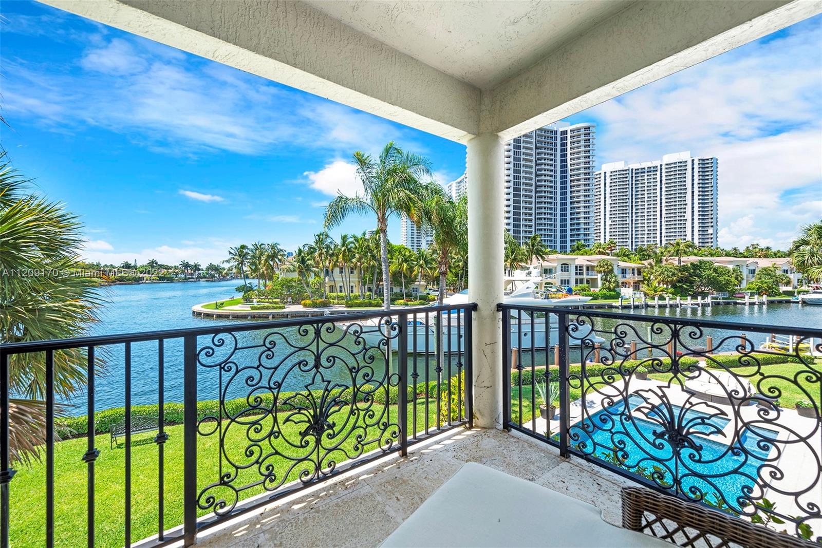 GOLDEN ISLES - Residential