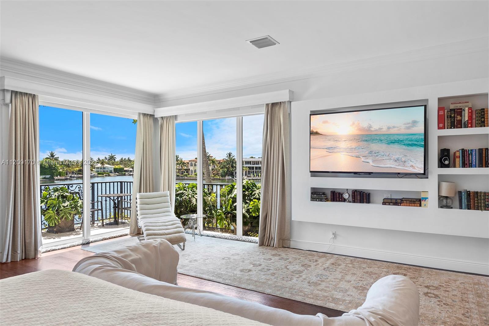 GOLDEN ISLES - Residential