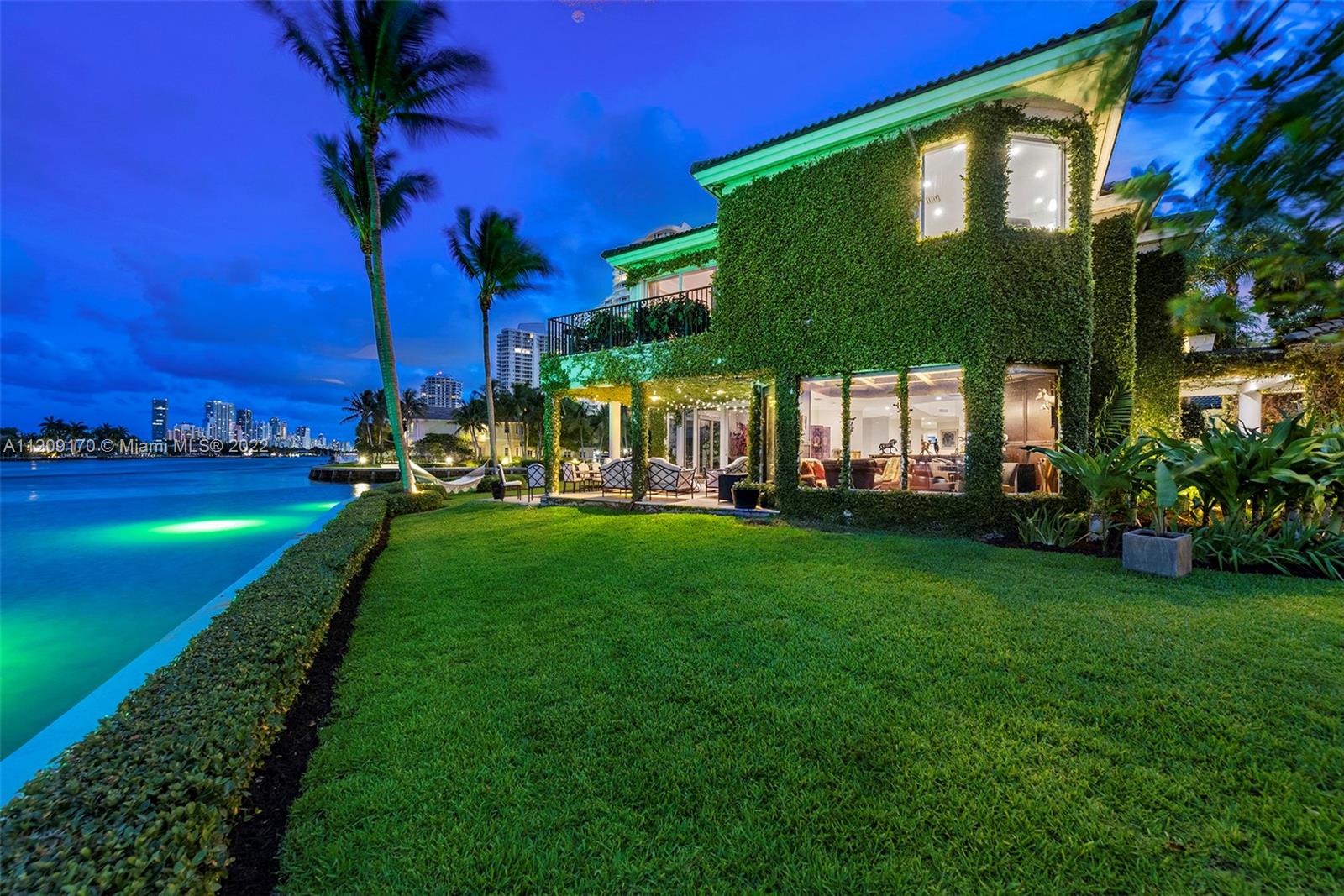 GOLDEN ISLES - Residential