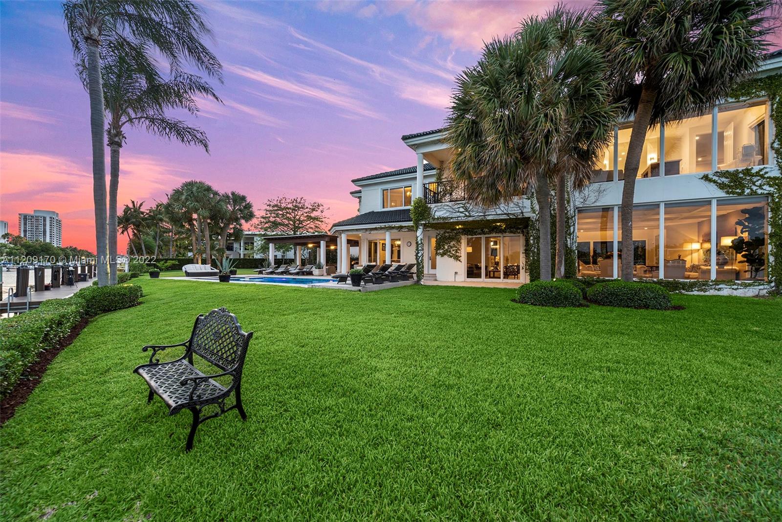 GOLDEN ISLES - Residential