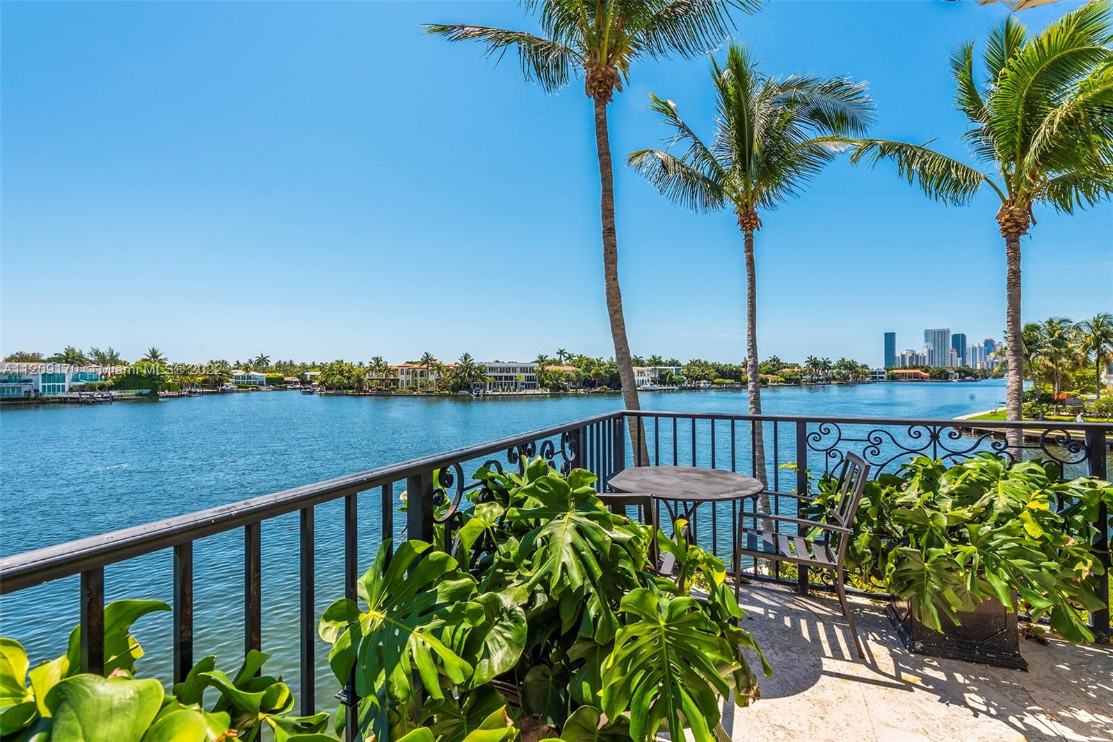 GOLDEN ISLES - Residential