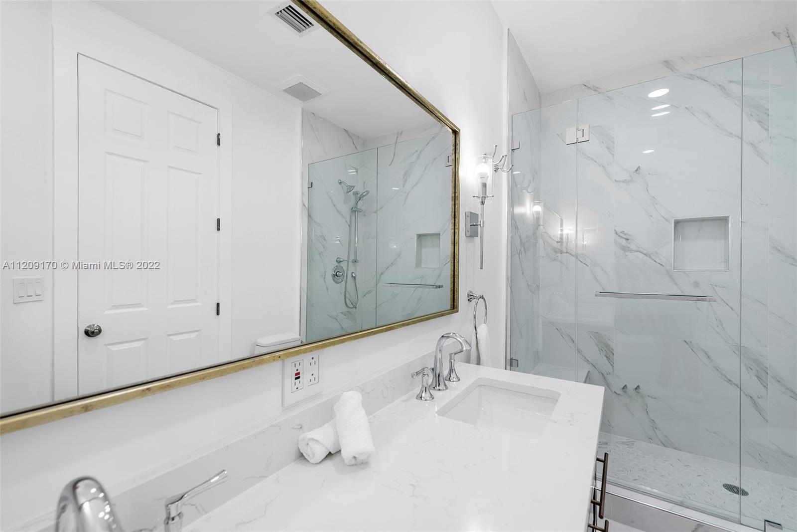 GOLDEN ISLES - Residential