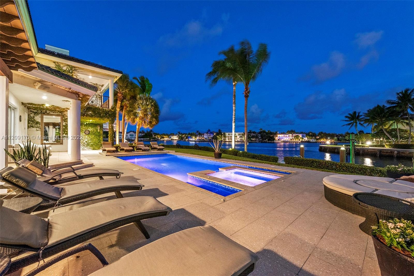 GOLDEN ISLES - Residential