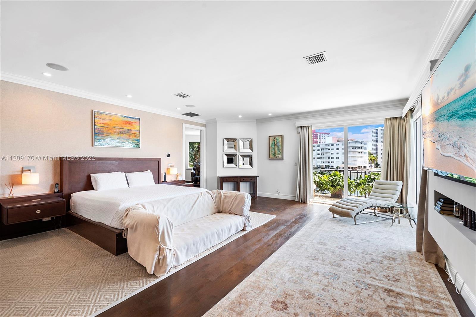 GOLDEN ISLES - Residential