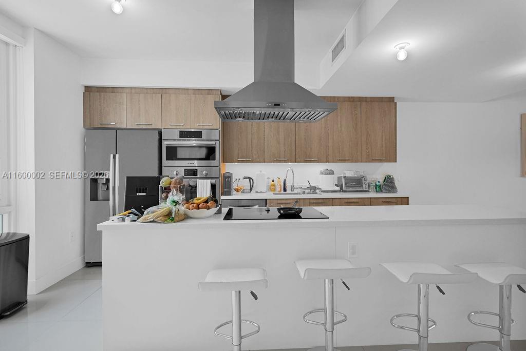 BAY HARBOR ISLAND - Residential