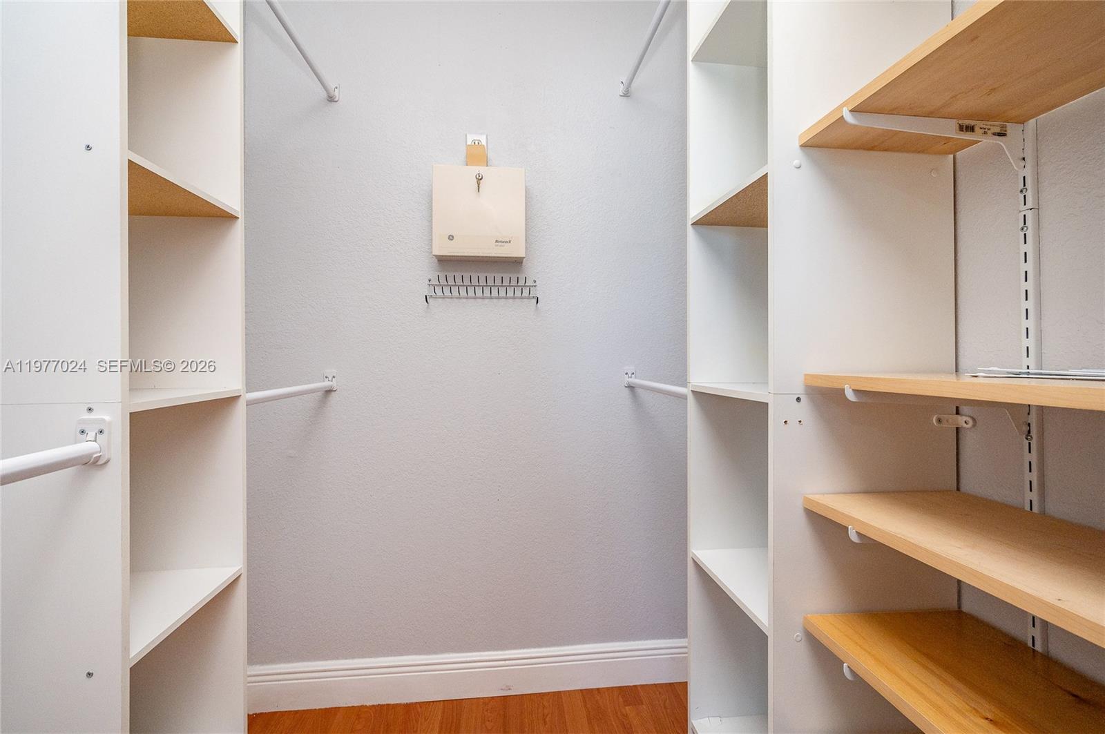 GIR SUB - Residential