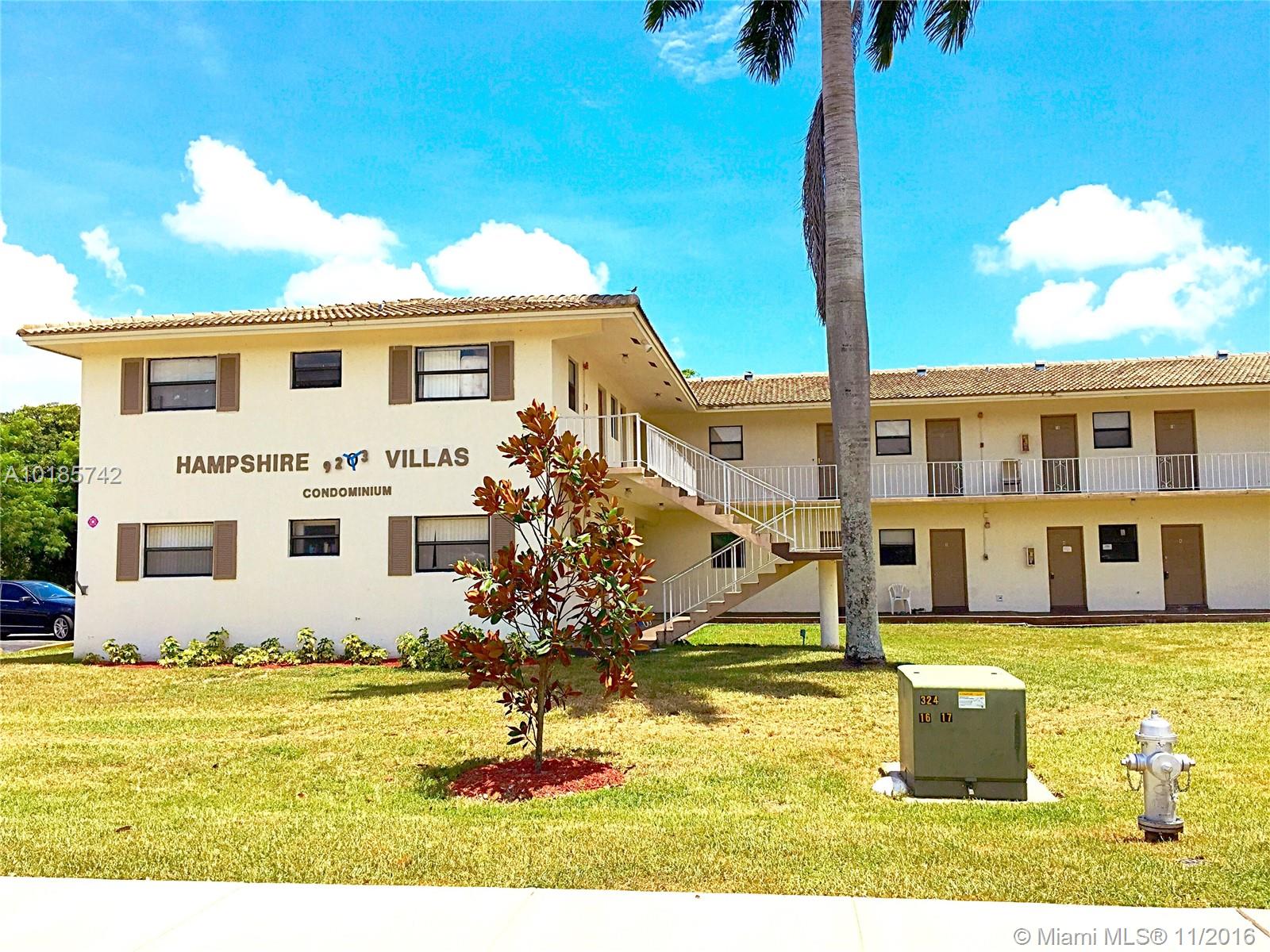 2 bedroom, 1 bathroom condo located in Hampshire Villas. Upgraded kitchen with granite counter tops. Tile throughout unit. Walk to Temple, everything is near including The Walk, shopping, restaurants,library, CS Medical Center