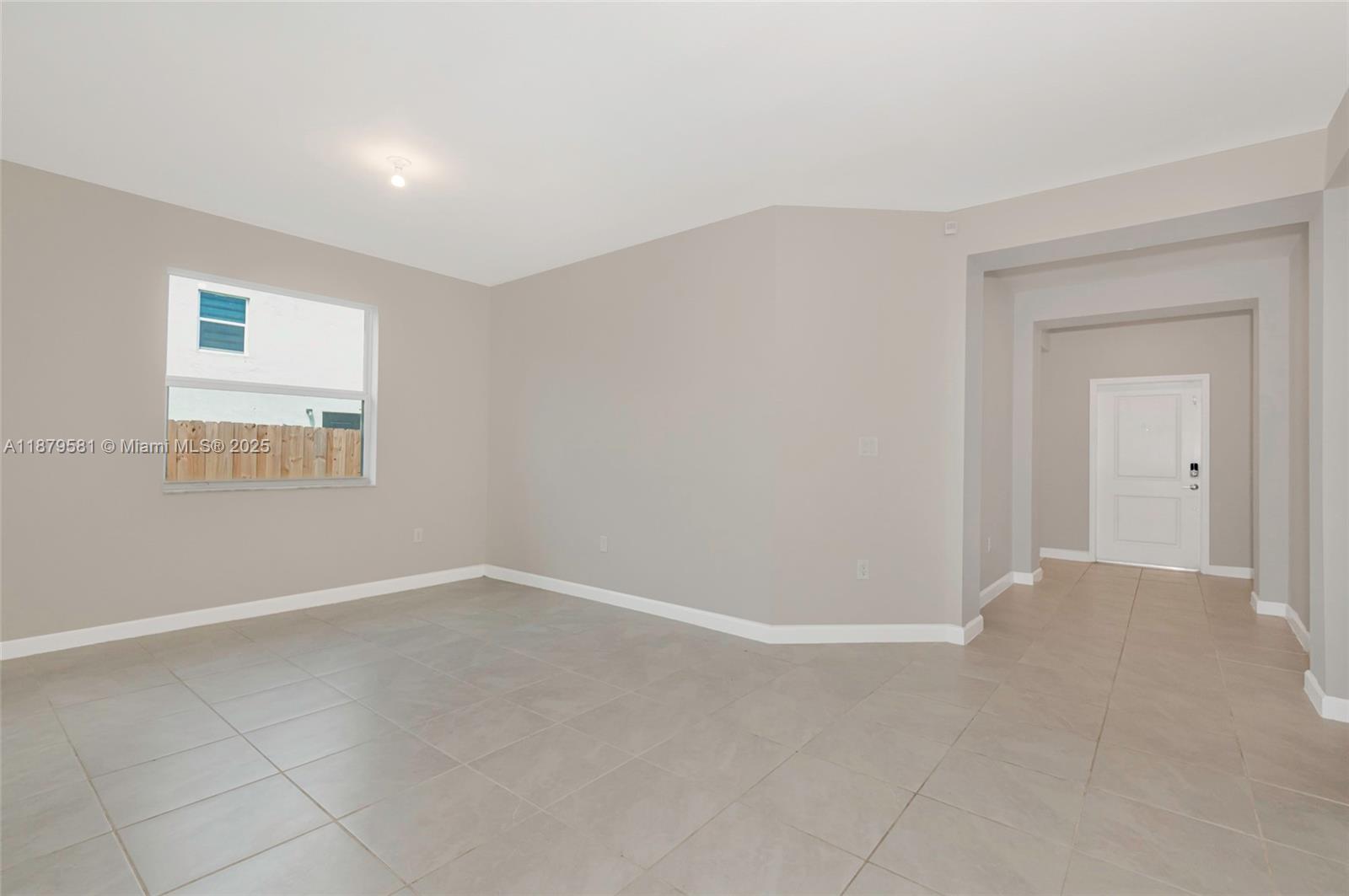 PARADISE PINES - Residential