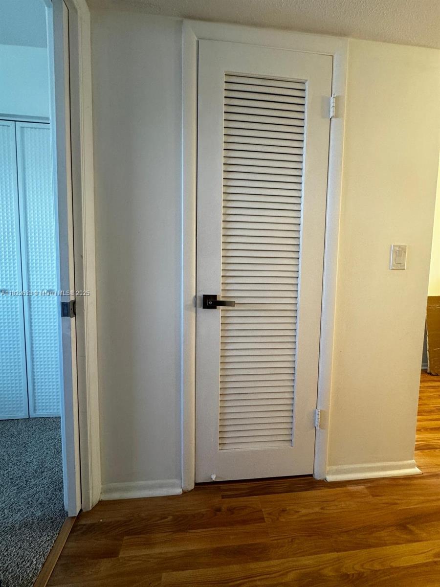 SHORE CLUB APTS A INC - Residential Lease