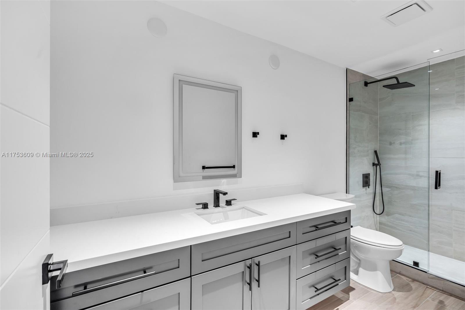 KEY COLONY NO 2 CONDO - Residential Lease