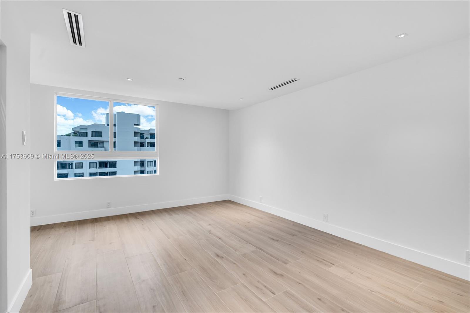 KEY COLONY NO 2 CONDO - Residential Lease