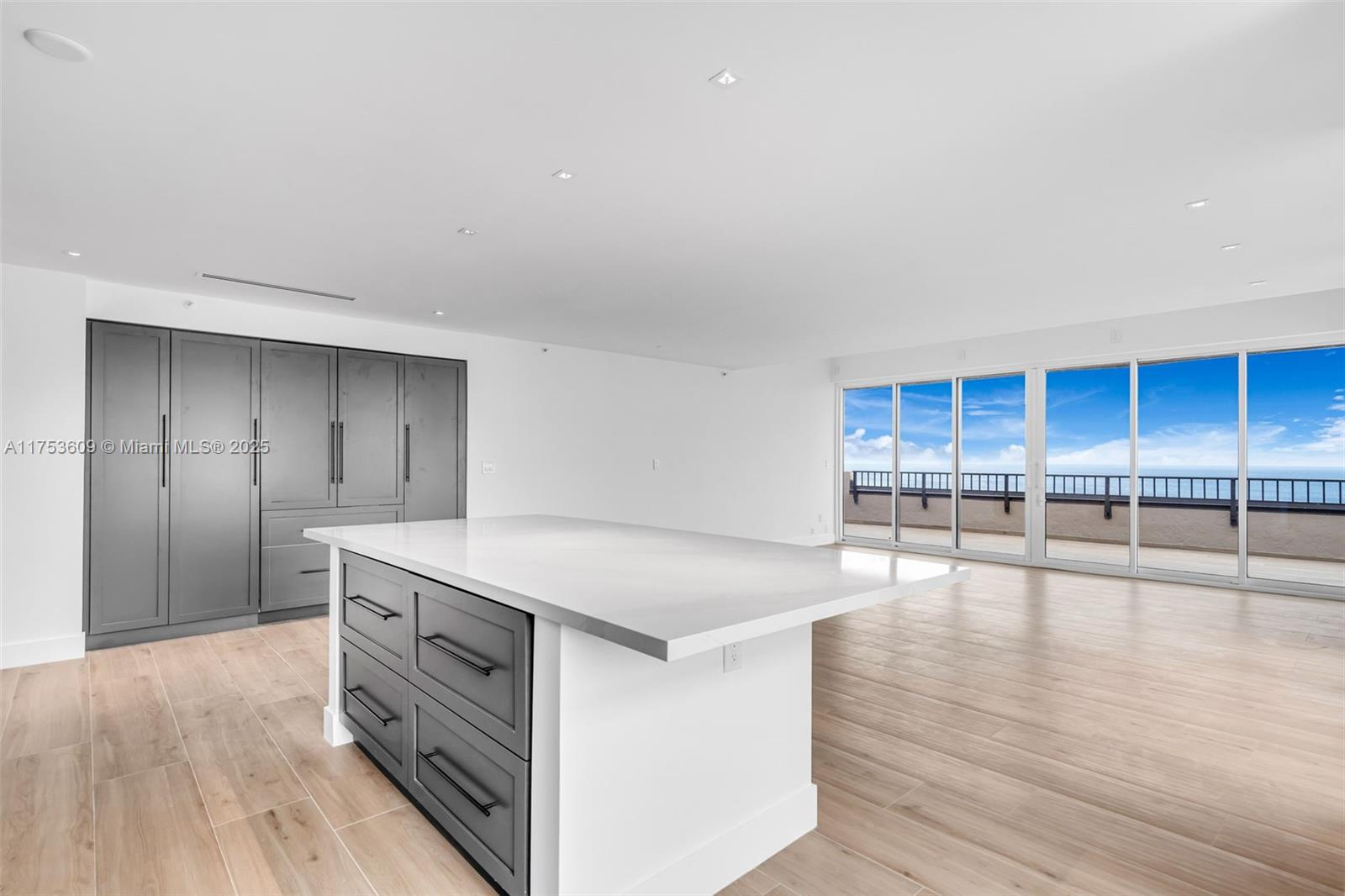 KEY COLONY NO 2 CONDO - Residential Lease