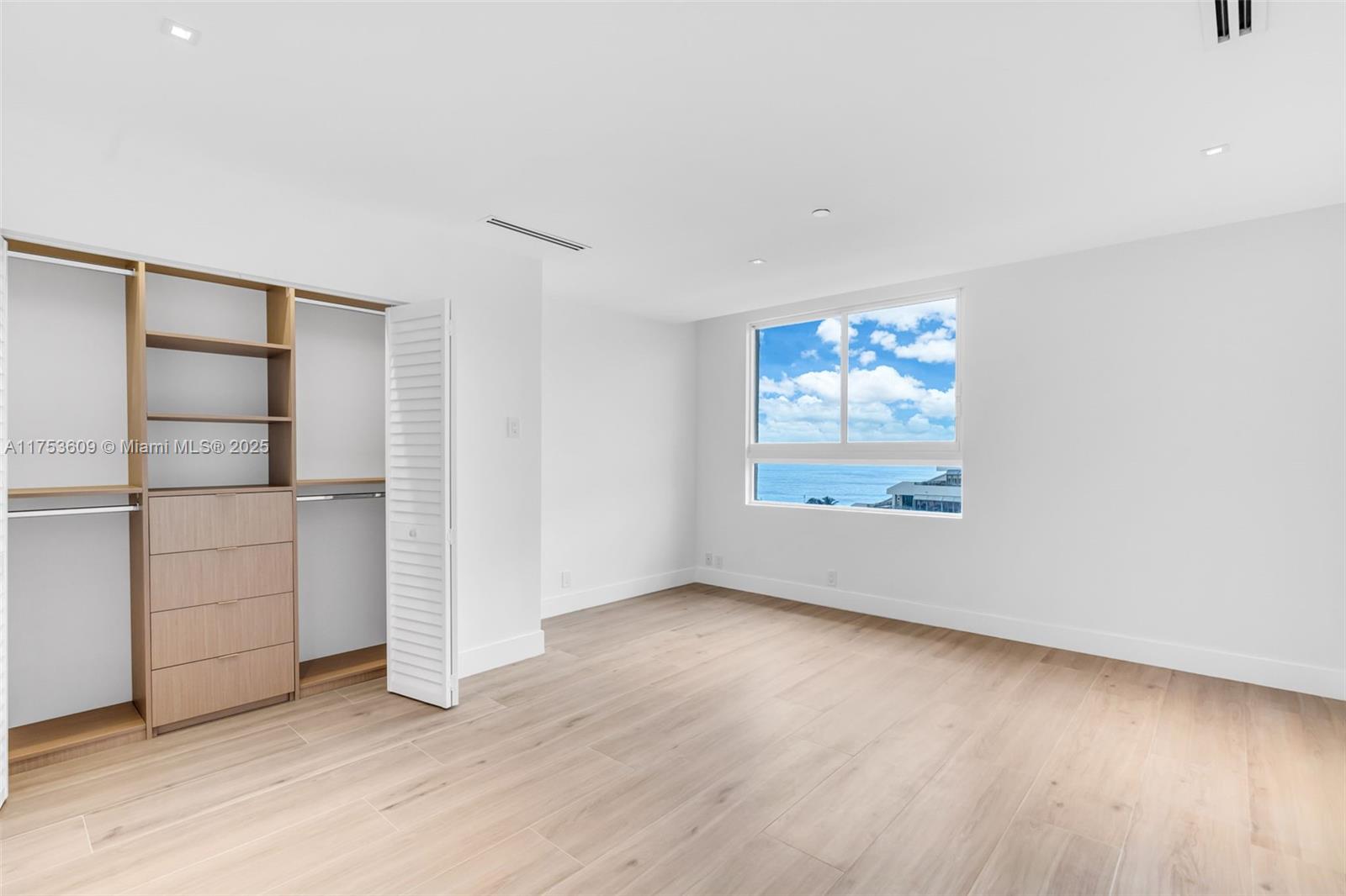 KEY COLONY NO 2 CONDO - Residential Lease