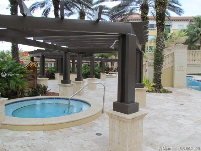 WESTON 55 PLUS CONDO - Residential