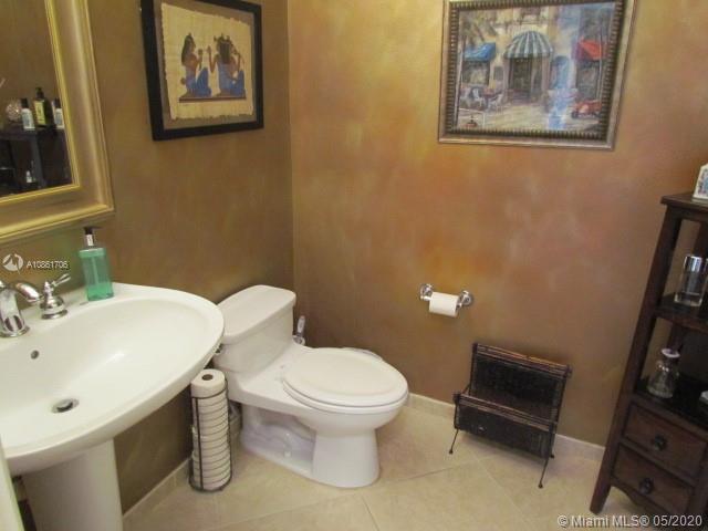 WESTON 55 PLUS CONDO - Residential