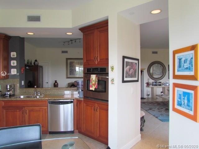 WESTON 55 PLUS CONDO - Residential