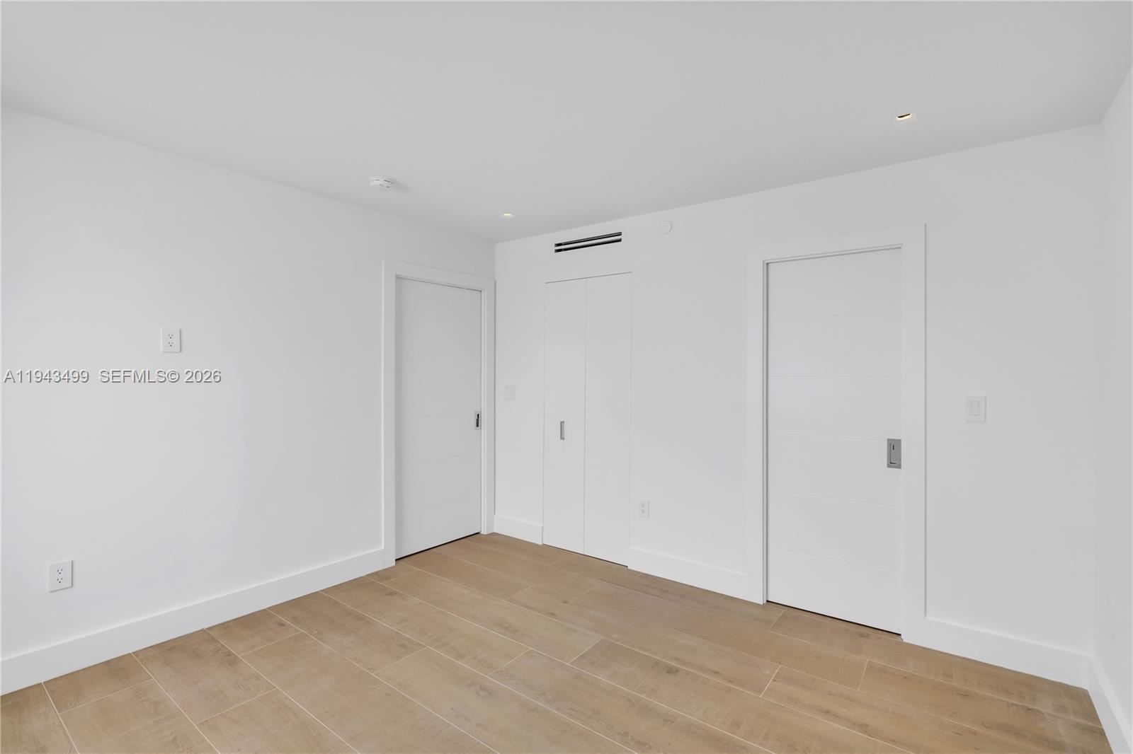 THE WAVERLY AT SOUTH BEACH - Residential